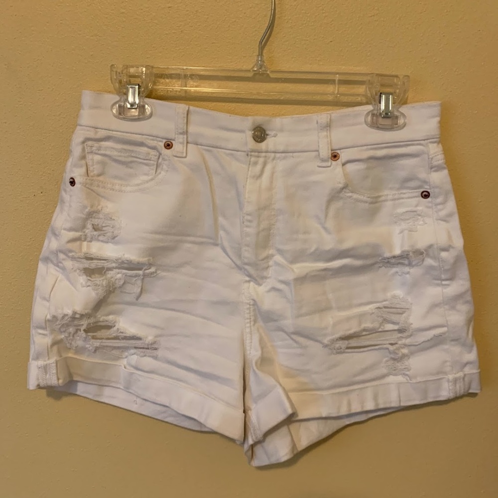 American Eagle - White Curvy Mom Shorts